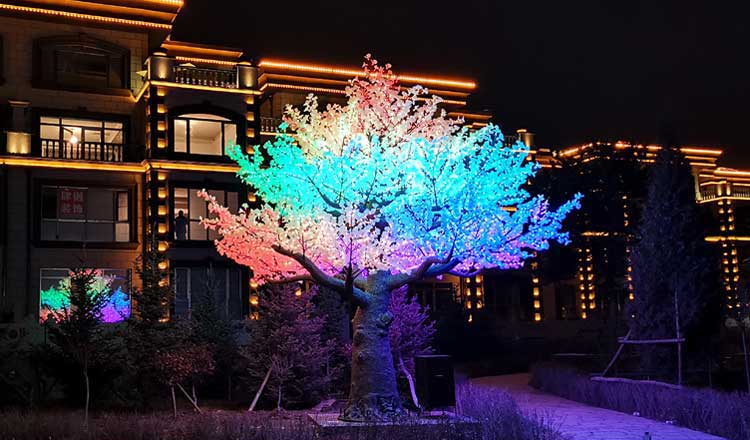 Outdoor RGB Tree Light