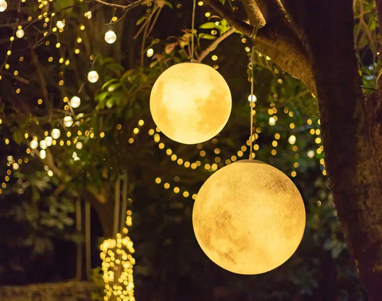 Outdoor Moon Light