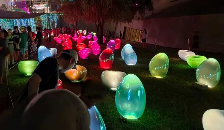 Factory-Direct Glow Stone Shape Acrylic Landscape Lights Garden Landscape Lights