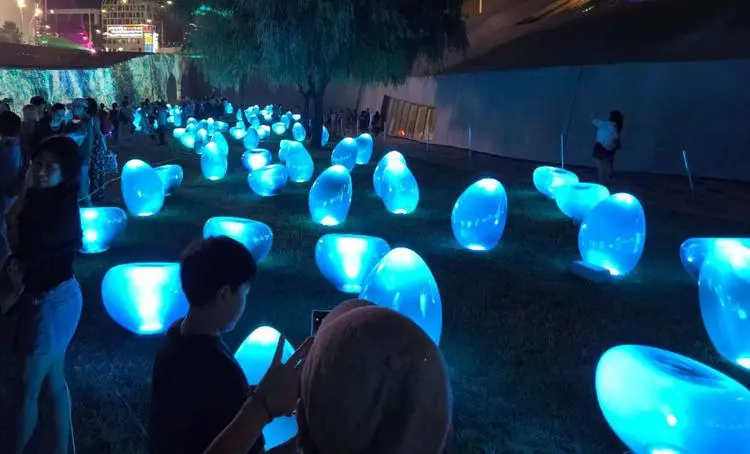 Custom RGB Acrylic Glow Dinosaur Egg Landscape Lights Garden Landscape Lights